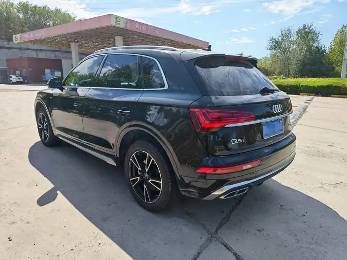 Audi Q5L 2021 Model 40 TFSI Luxury Dynamic Model