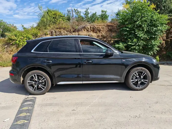 Audi Q5L 2021 Model 40 TFSI Luxury Dynamic Model – фото 5