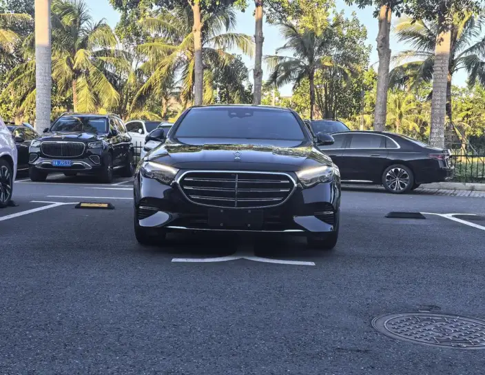 Mercedes-Benz E-Class 2026 Model E 300 L Luxury Model sedan – фото 2