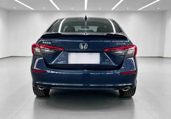 Honda Civic 2022 Model 240TURBO CVT Combustion Edition – фото 5