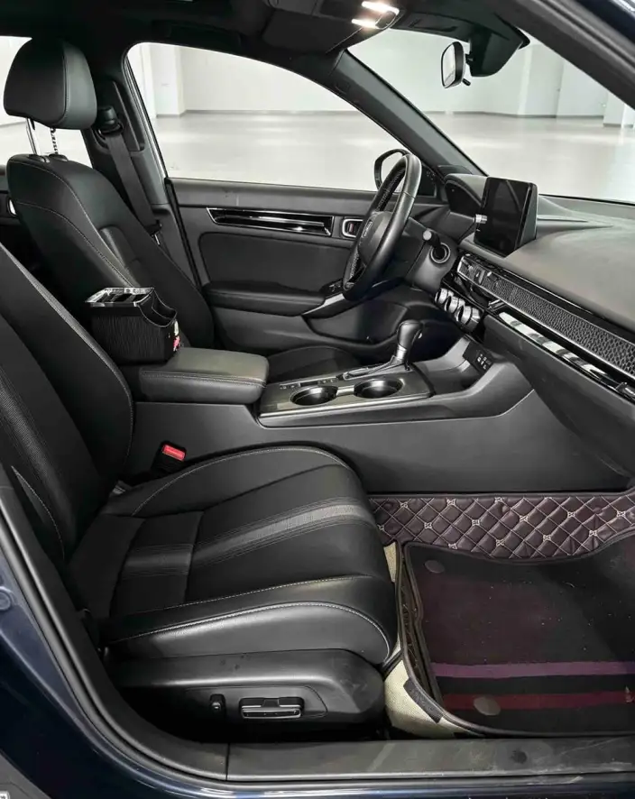 Honda Civic 2022 Model 240TURBO CVT Combustion Edition – фото 10