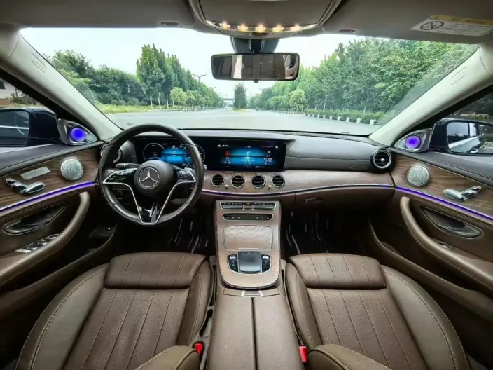Mercedes-Benz E-Class 2023 Model Facelift E 260 L sedan – фото 7