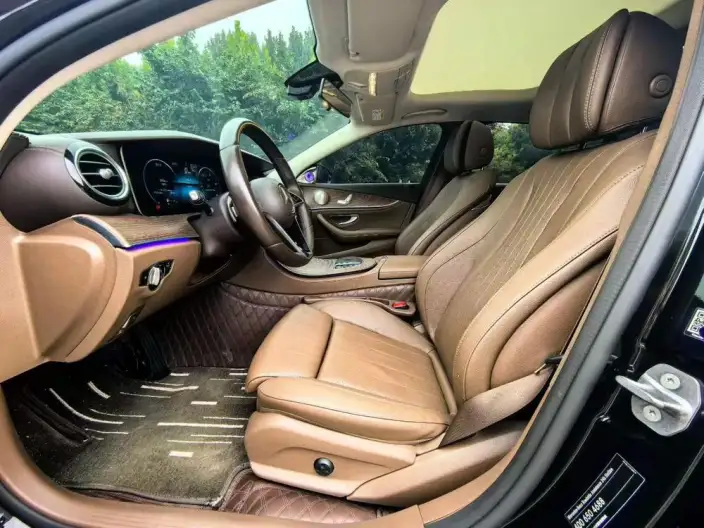 Mercedes-Benz E-Class 2023 Model Facelift E 260 L sedan – фото 8