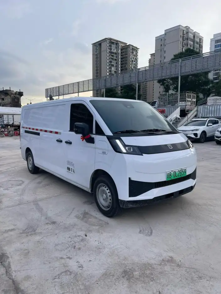 Yuancheng RemoteXingxiang V 2025 Model V8E Farizon Xuanwu 51.4kWh Zhizun Edition – фото 3