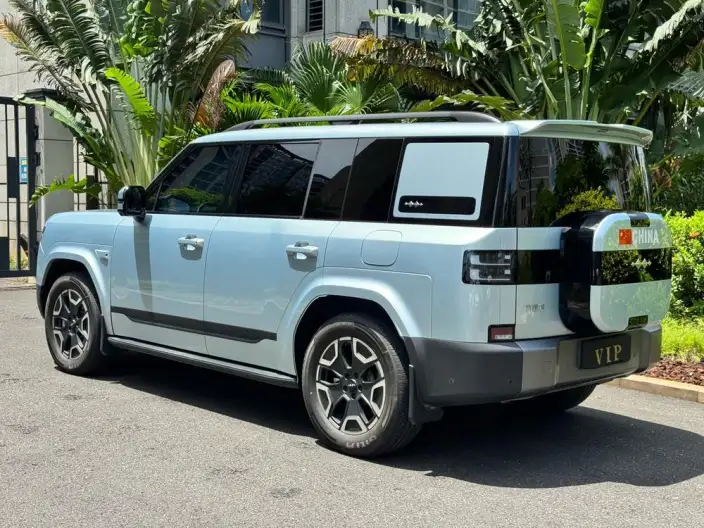 Titan 7 PHEV 2025 Model 200KM 2WD Max Edition