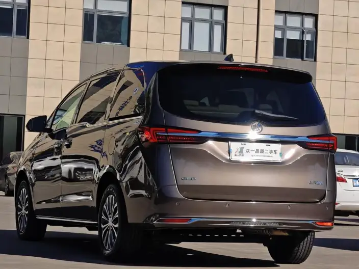 Buick GL8 2023 Model Business class 2.0T Luxury Model