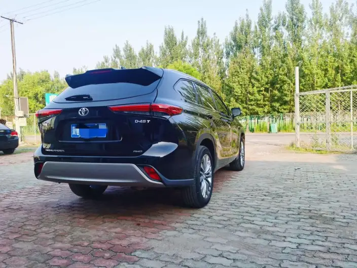 Toyota Highlander 2022 Model 380T 4WD Premium Edition 7 seat – фото 7