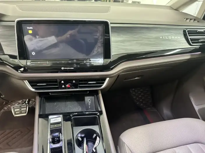 Viloran 2023 Model 380TSI Zun Drive Edition – фото 9