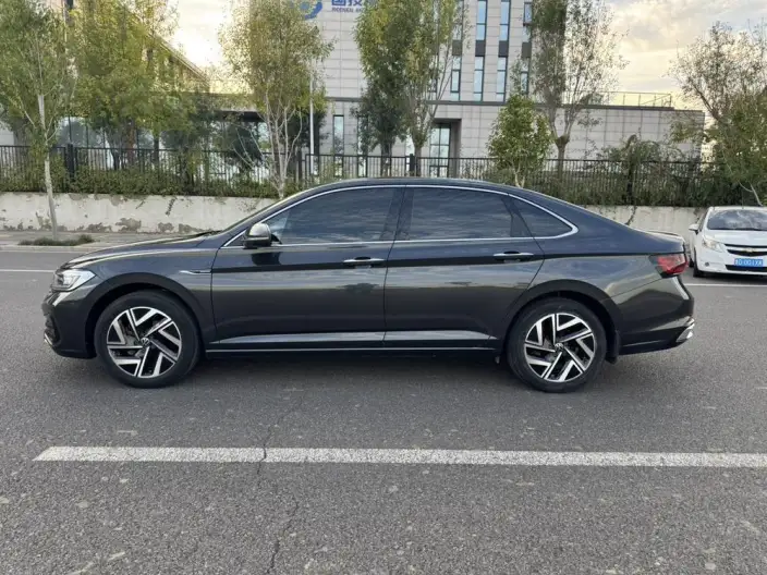 Volkswagen Sagitar 2023 Model 280TSI DSG Beyond Edition Lite