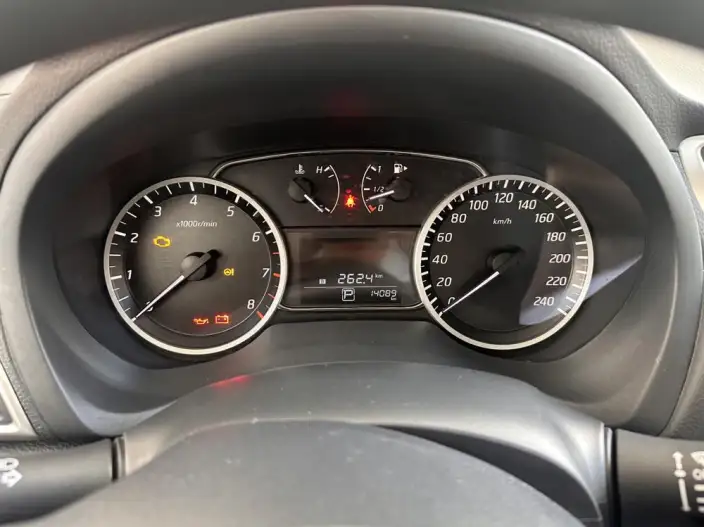 Nissan Sylphy 2024 Model Classic 1.6L XE CVT Comfort Edition – фото 7