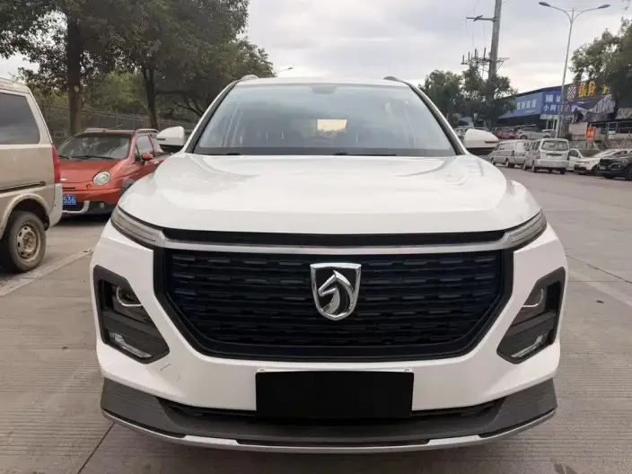 Baojun 530 2020 Model 1.5T Manual Comfort Model 6 seat