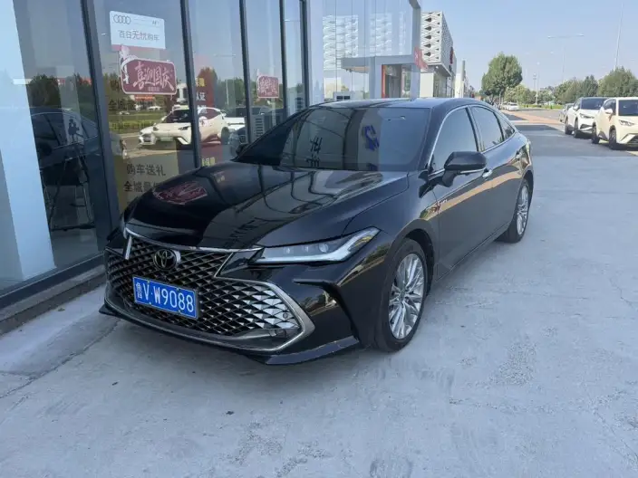 Toyota Avalon 2024 Model Intelligent Hybrid 2.5L E-CVT XLE Premium Edition