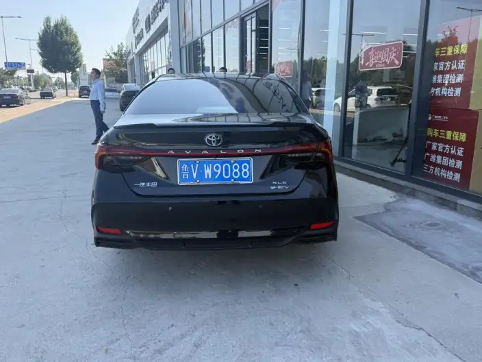 Toyota Avalon 2024 Model Intelligent Hybrid 2.5L E-CVT XLE Premium Edition – фото 5