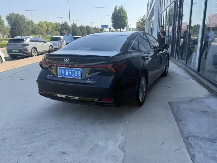 Toyota Avalon 2024 Model Intelligent Hybrid 2.5L E-CVT XLE Premium Edition – фото 6