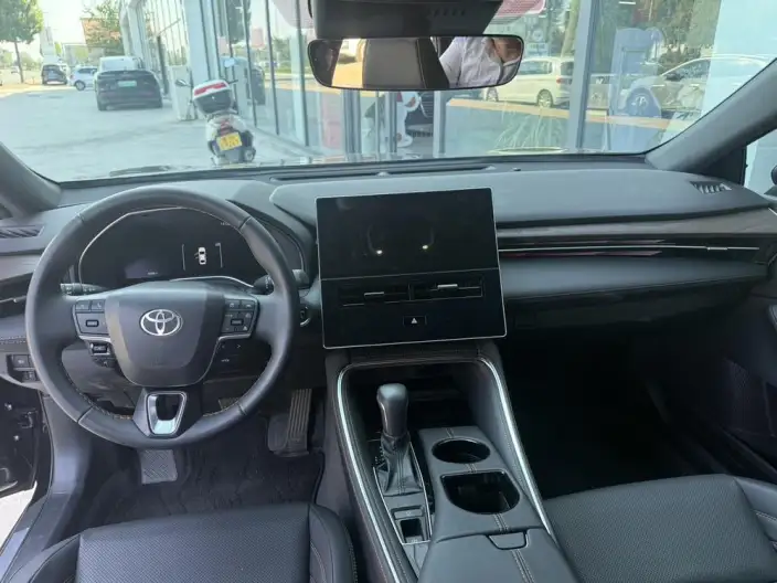 Toyota Avalon 2024 Model Intelligent Hybrid 2.5L E-CVT XLE Premium Edition – фото 8