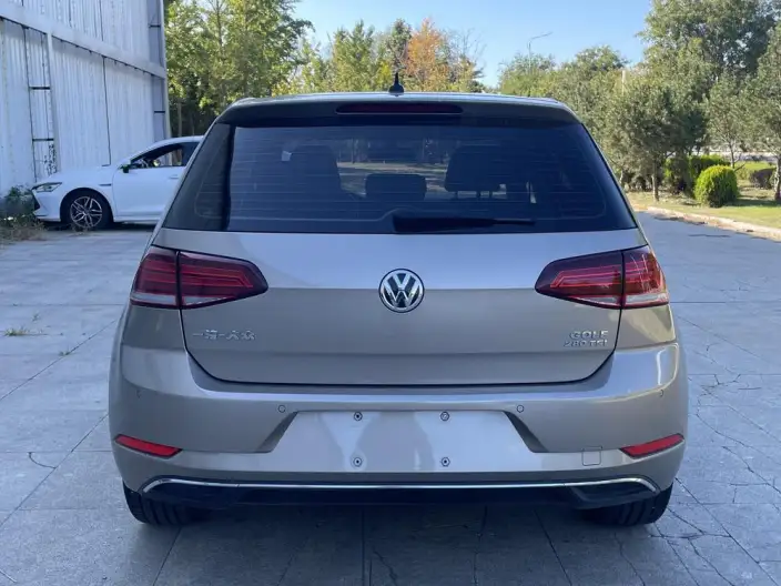 Volkswagen Golf 2020 Model Zhiai Edition 280TSI DSG Comfort Model – фото 5