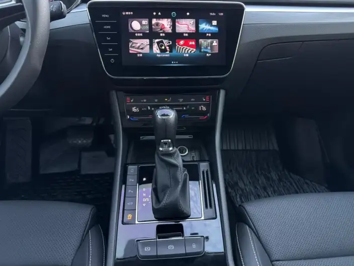 Skoda Superb 2024 Model TSI280 DSG Exclusive Edition – фото 9