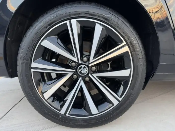 Skoda Superb 2024 Model TSI280 DSG Exclusive Edition – фото 10