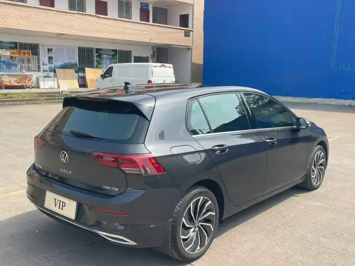 Volkswagen Golf 2021 Model 280TSI DSG 30th Anniversary Memorial Edition – фото 6