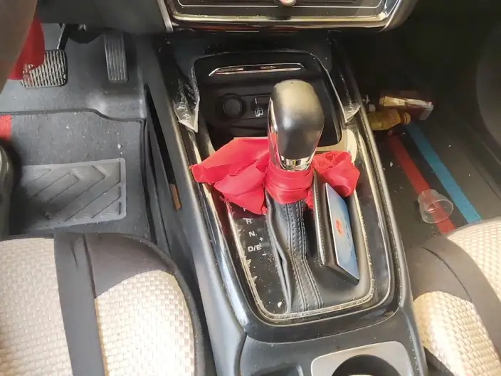 Roewe i5 2020 Model 1.5L Automatic 4G Connected Luxury Ultimate Edition – фото 9