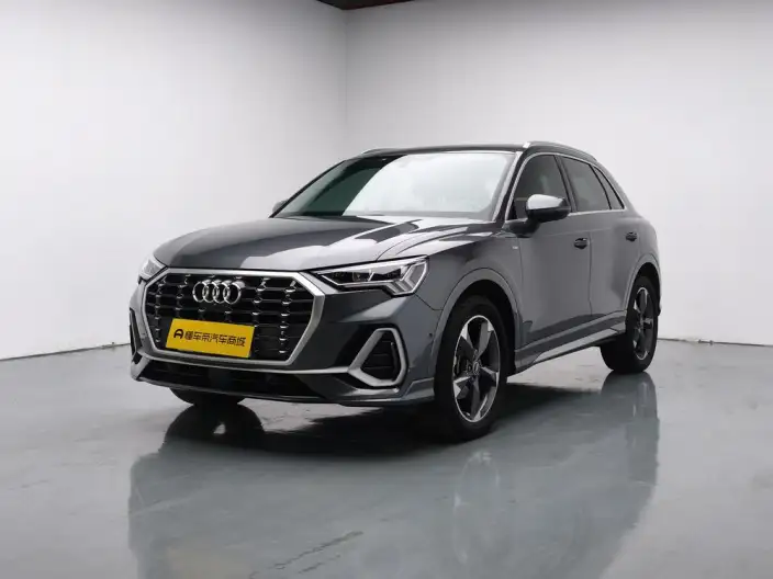 AUDI Q3 2021 Model 35 TFSI Fashion Dynamic Model