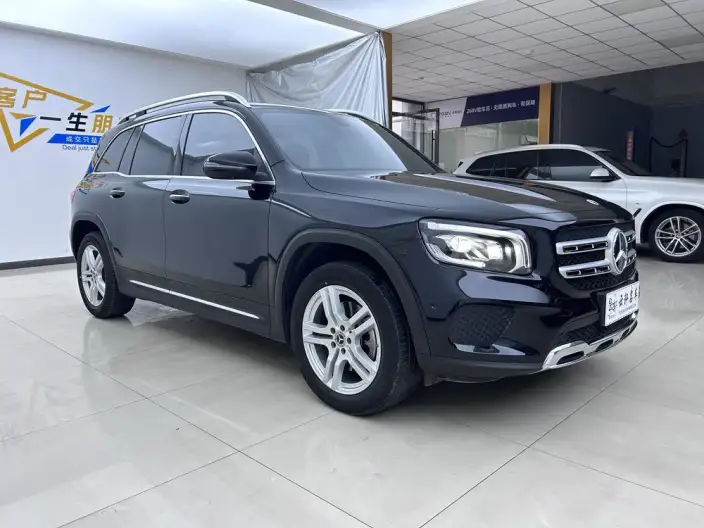 Mercedes-Benz GLB 2023 Model GLB 220 Dynamic Model