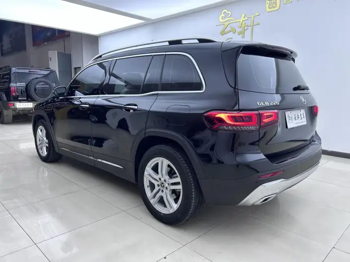 Mercedes-Benz GLB 2023 Model GLB 220 Dynamic Model