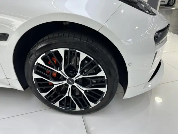 ZEEKR 001 2026 Model Ultra+ Edition 103kWh 4WD – фото 8