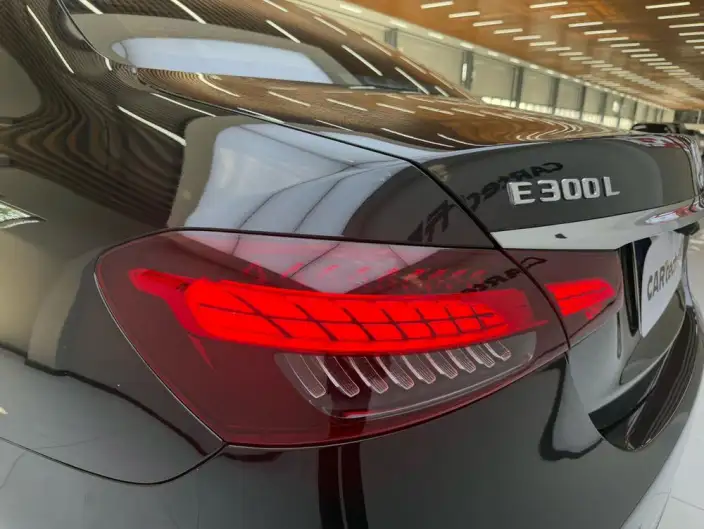 Mercedes-Benz E-Class 2021 Model Facelift E 300 L Fashion Model sedan – фото 10