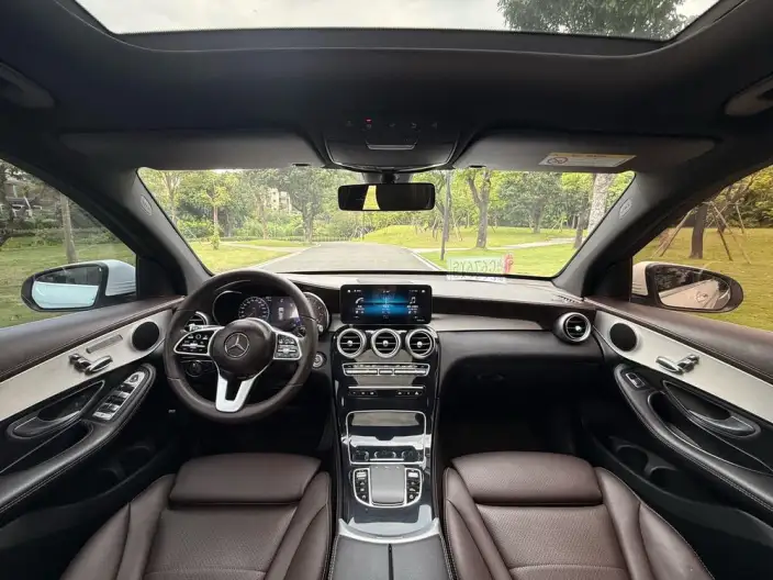Mercedes-Benz GLC 2020 Model Facelift GLC 260 L 4MATIC Dynamic Model – фото 7