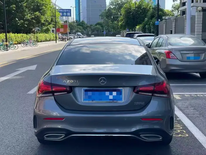 Mercedes-Benz A-class 2022 Model Facelift II A 200 L Sports sedan Fashion Edition – фото 5