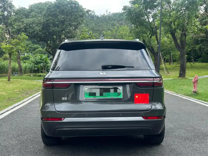 Li Auto ONE 2021 Model Extended Range 6 seat Edition – фото 5