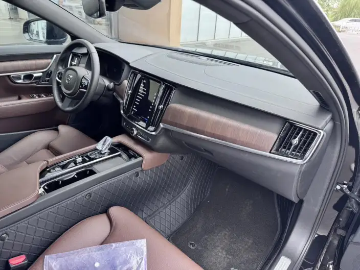 Volvo S90 2025 Model B5 Smart Range Deluxe Edition – фото 9