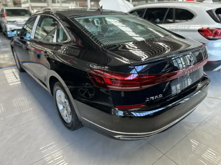 Volkswagen Passat 2024 Model 280TSI Business Edition