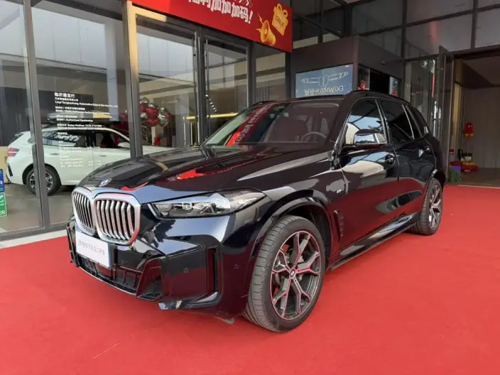 BMW X5 2023 Model xDrive30Li Exclusive Model M Sports Night Set