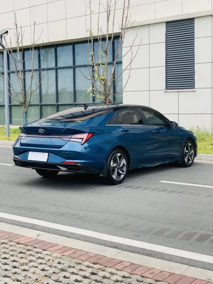 Hyundai Ioniq 2022 Model 1.5L CVT GLX Elite Edition – фото 7