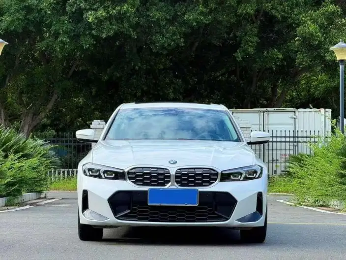 BMW 3 Series 2023 Model 325Li M Sports Set