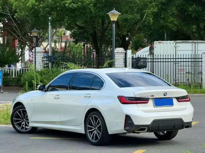 BMW 3 Series 2023 Model 325Li M Sports Set