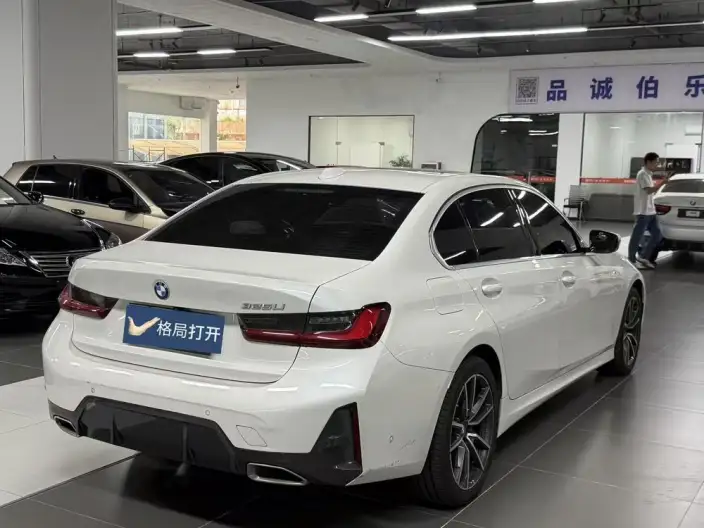BMW 3 Series 2023 Model 325Li M Sports Set – фото 6