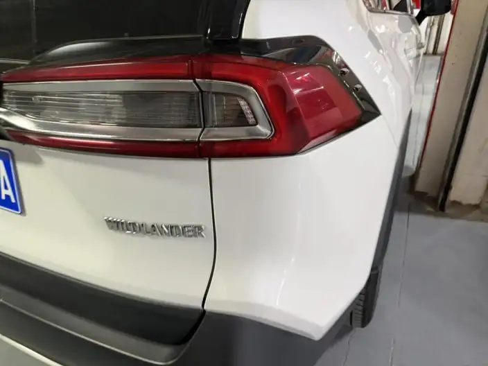 Toyota Wildlander 2020 Model 2.0L 2WD Deluxe Edition – фото 9