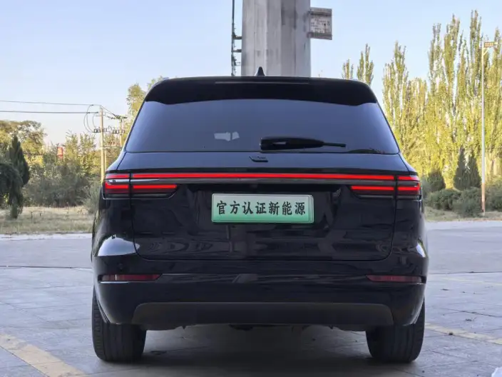 Li Auto ONE 2021 Model Extended Range 6 seat Edition – фото 6
