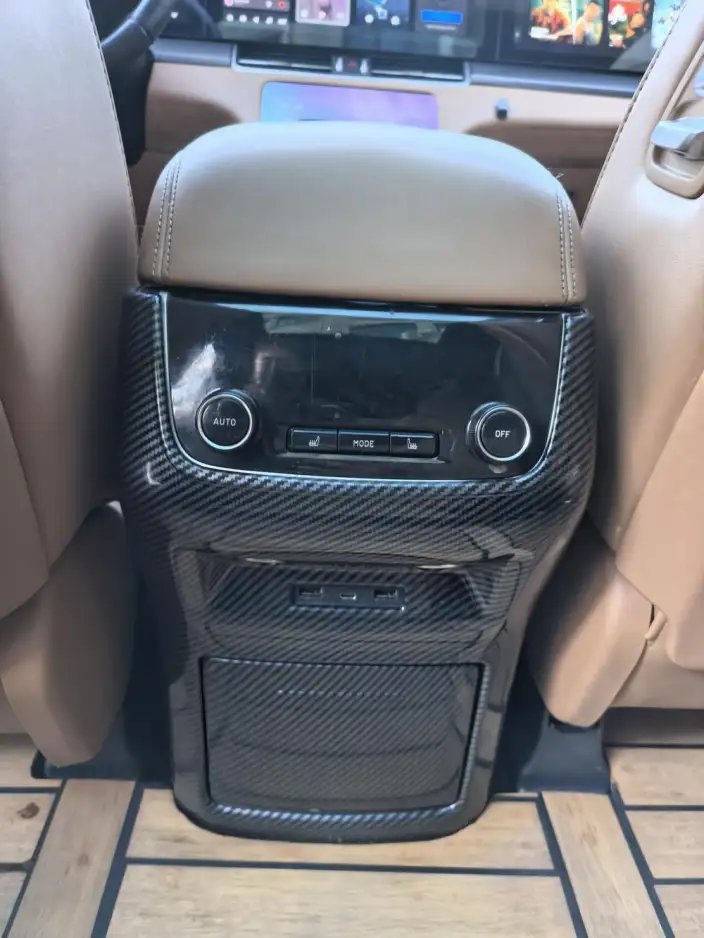 Li Auto ONE 2021 Model Extended Range 6 seat Edition – фото 9