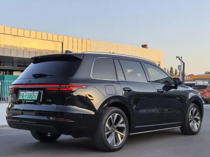 Li Auto ONE 2021 Model Extended Range 6 seat Edition – фото 6