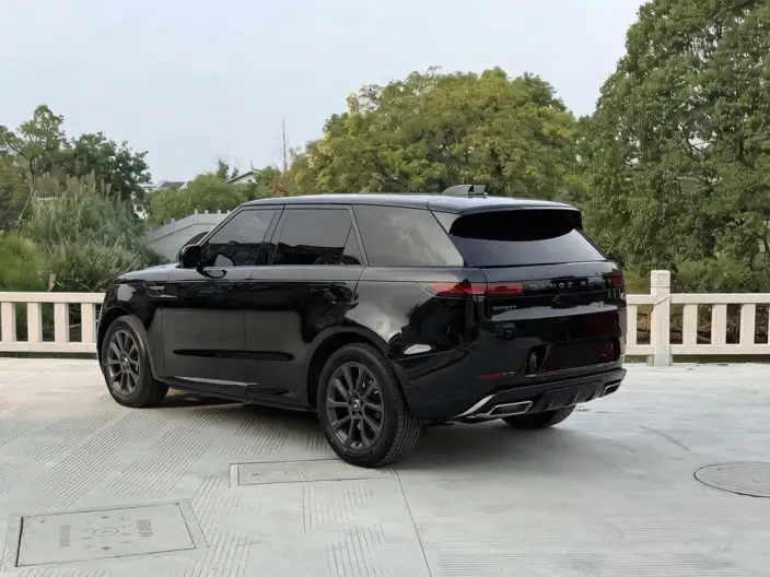 Range Rover Sport 2024 Model 400PS DYNAMIC SE