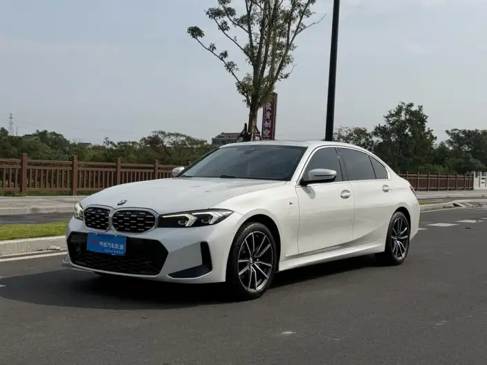 BMW 3 Series 2023 Model 325Li M Sports Set