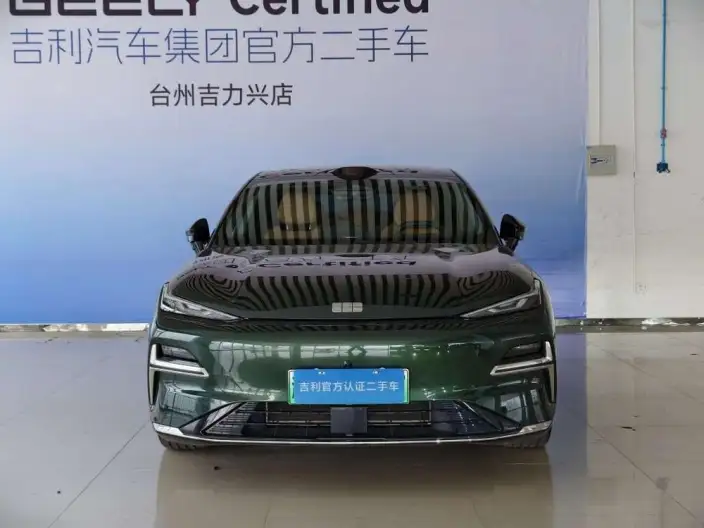 Geely Galaxy E8 PHEV 2025 Model 130km EM-P Tiggo Edition