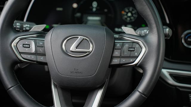 Lexus RX 2025 Model 3 50h Two-Wheel Drive Joy f ul Edition – фото 20