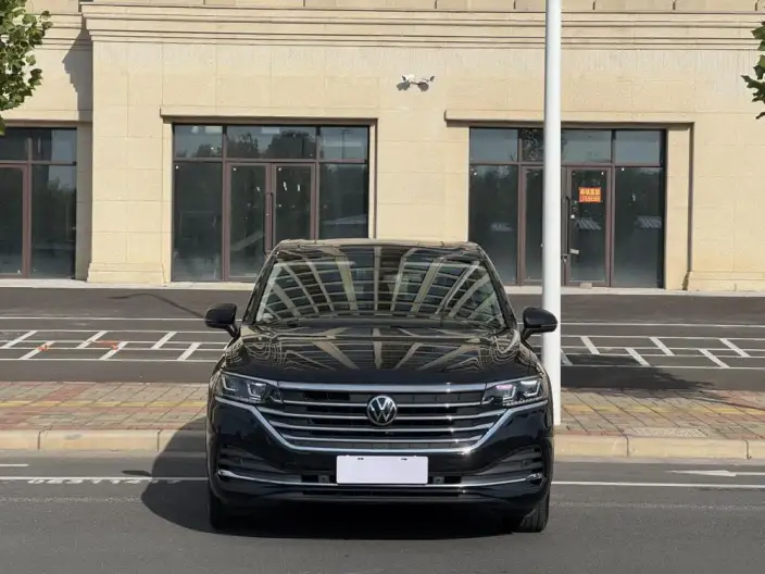 Viloran 2020 Model 330TSI Business Edition – фото 2