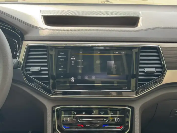 Viloran 2020 Model 330TSI Business Edition – фото 9