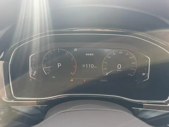 Viloran 2020 Model 330TSI Business Edition – фото 10